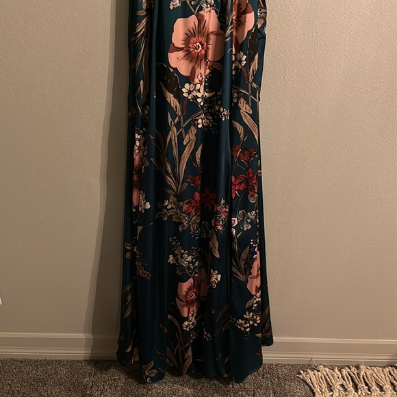 Lulu’s “Still the One” Emerald Green Maxi Dress - Picture 3 of 4